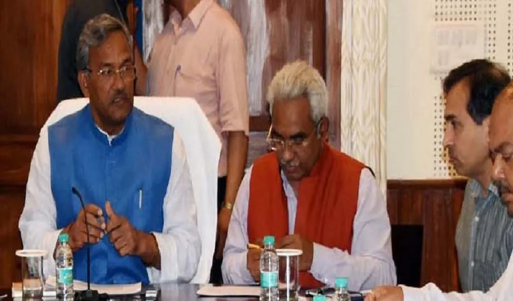 मुख्यमंत्री त्रिवेंद्र सिंह रावत की अध्यक्षता में गुरुवार को कैबिनेट की बैठक हुई। इस बैठक में कई अहम फैसले लिए गए। बैठक में 14 प्रस्ताव आए। इनमें से 13 प्रस्तावों को मंजूरी दी गई।