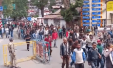 उत्तराखंड: नैनीताल में नाबालिग से यौन उत्पीड़न के बाद उग्र हुए लोग, जमकर किया विरोध-प्रदर्शन